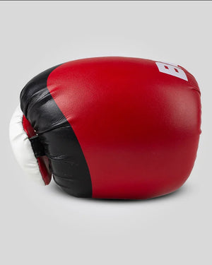 Guante de boxeo estirado, puño rojo con negro y detalle blancos. Relleno de alta densidad. Imagen frontal.