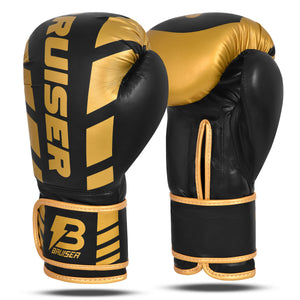 Par de guantes de boxeo de piel sintética, negros y dorados, "Bruiser" en el centro escrito en letras doradas, diseño elegante, para muay thai, kick boxing y entrenamiento de contacto. Imagen frontal.