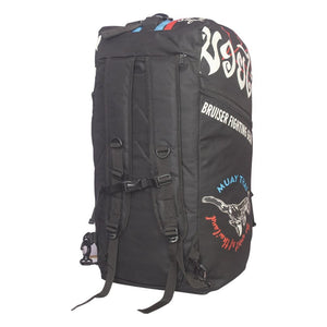 Bolsa de deporte Bruiser de Muay Thai, color negro "Thai Style". Cremalleras y bolsillos de diferentes tamaños. Cremallera principal gruesa con asa cómoda. Parte inferior. 