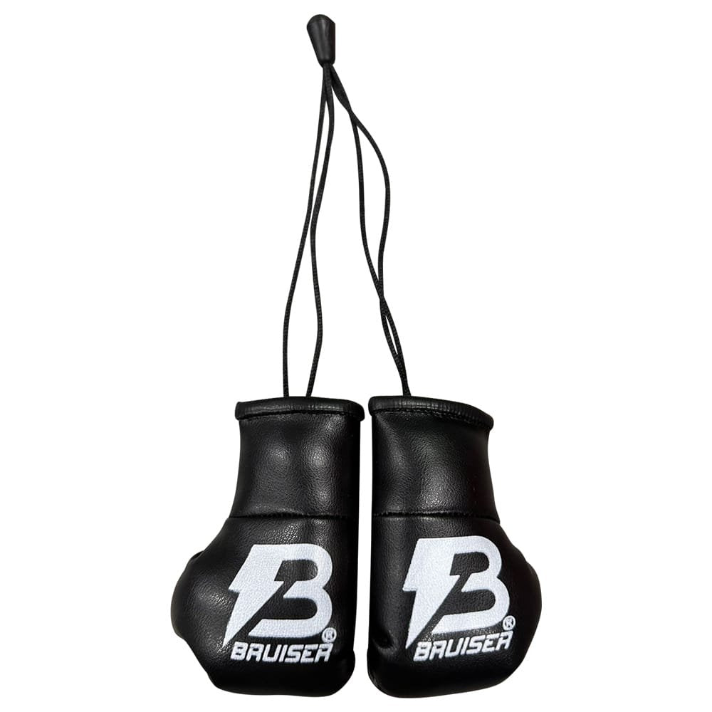 Colgante miniguantes negros de Bruiser con logo en blanco. Hecho de piel sintética.