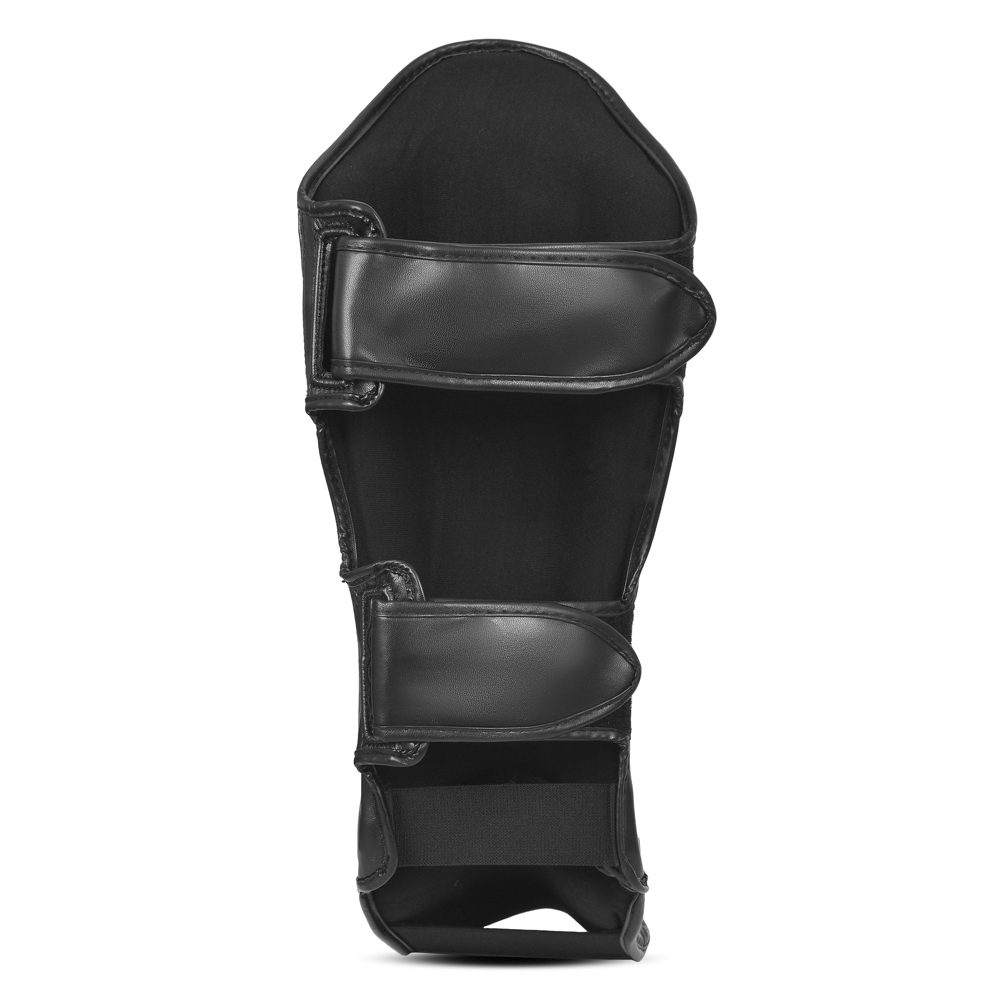 Parte trasera negra de espinillera de Muay Thai "Bruiser CAMO", hecha de piel sintética resistente, protección para espinillas, tobillos y pies. Ajuste firme de velcro. Para Kickboxing, MMA y entrenamiento de contacto. Imagen trasera. 