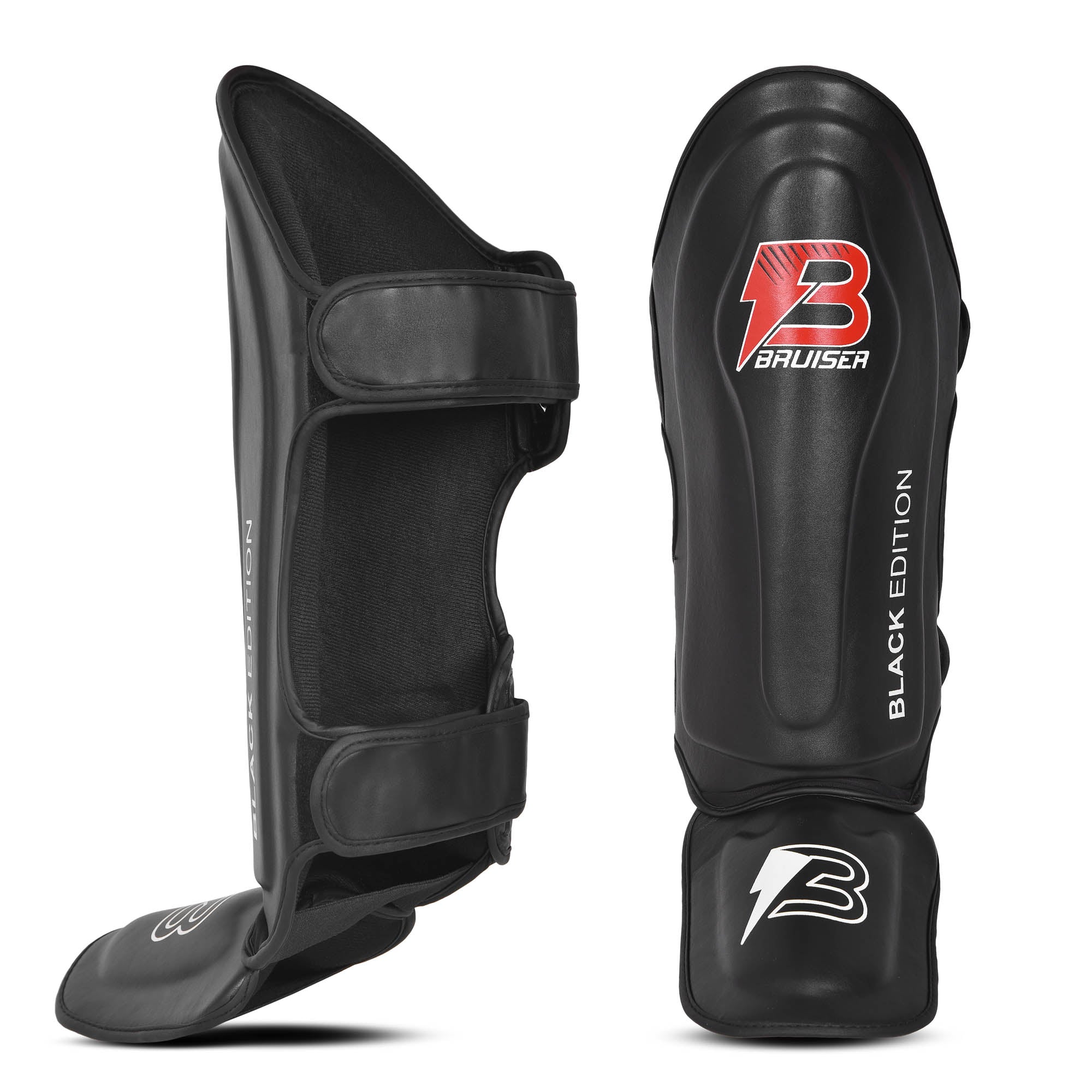 Espinilleras Bruiser color negro con detalles blancos por delante y por detrás. Logo de la marca en el centro y en empeine. Diseño ligero con empeine hecho de neopreno. Sistema de velcro para más firmeza. 