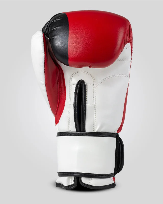 Guantes de boxeo de piel sintética, rojos y negros interior blanco, abertura transpirable en palma, para muay thai, kick boxing y trabajo de saco y manoplas. Imagen interior.