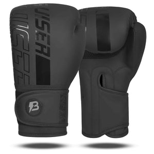 Guantes marca Bruiser color negro. Logo en vertical en el centro.    Hecho de polipiel con acolchado absorbente. Imagen frontal. 